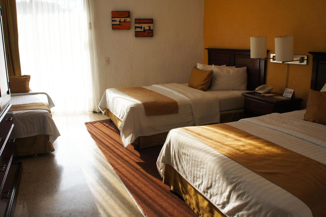 Hotel Kamico ทาปาชูลา ภายนอก รูปภาพ