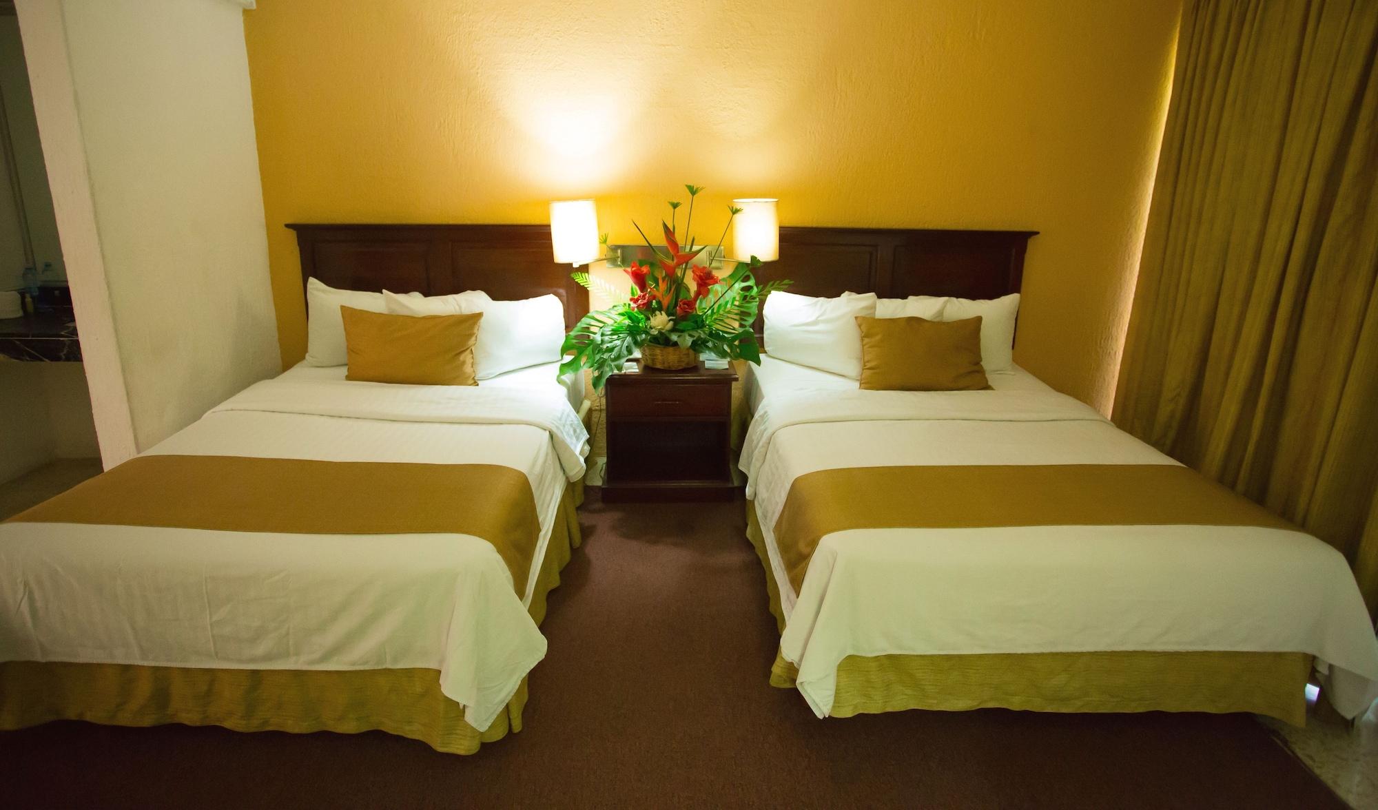 Hotel Kamico ทาปาชูลา ภายนอก รูปภาพ