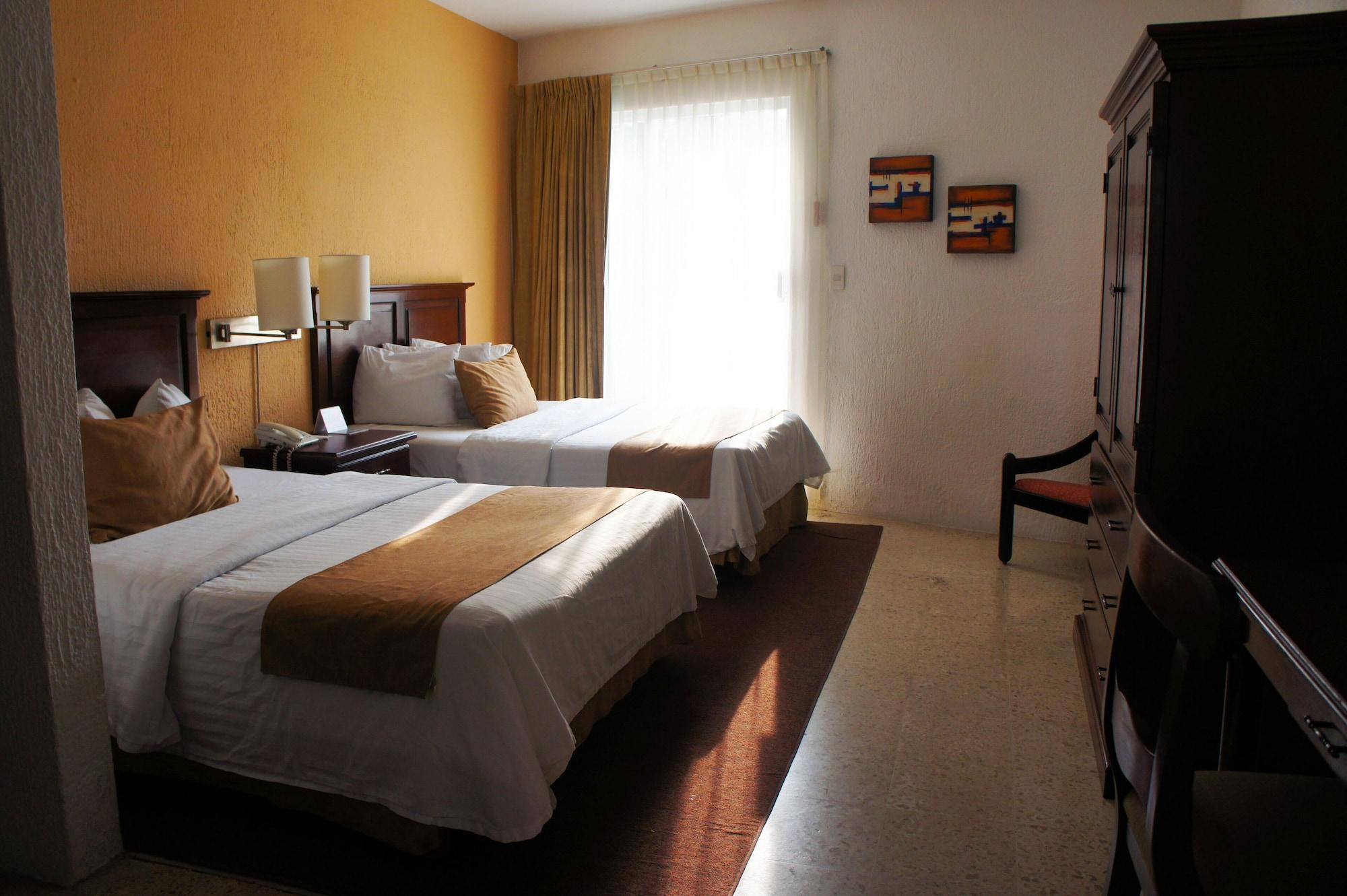 Hotel Kamico ทาปาชูลา ภายนอก รูปภาพ