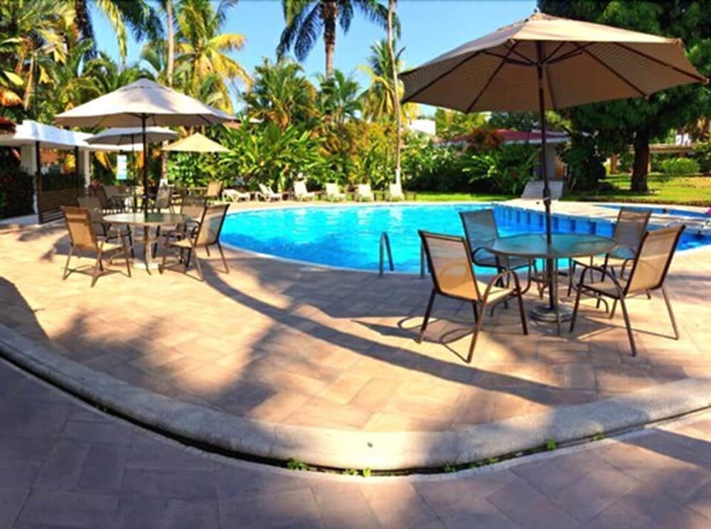 Hotel Kamico ทาปาชูลา ภายนอก รูปภาพ