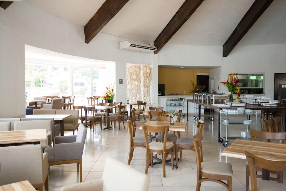 Hotel Kamico ทาปาชูลา ภายนอก รูปภาพ