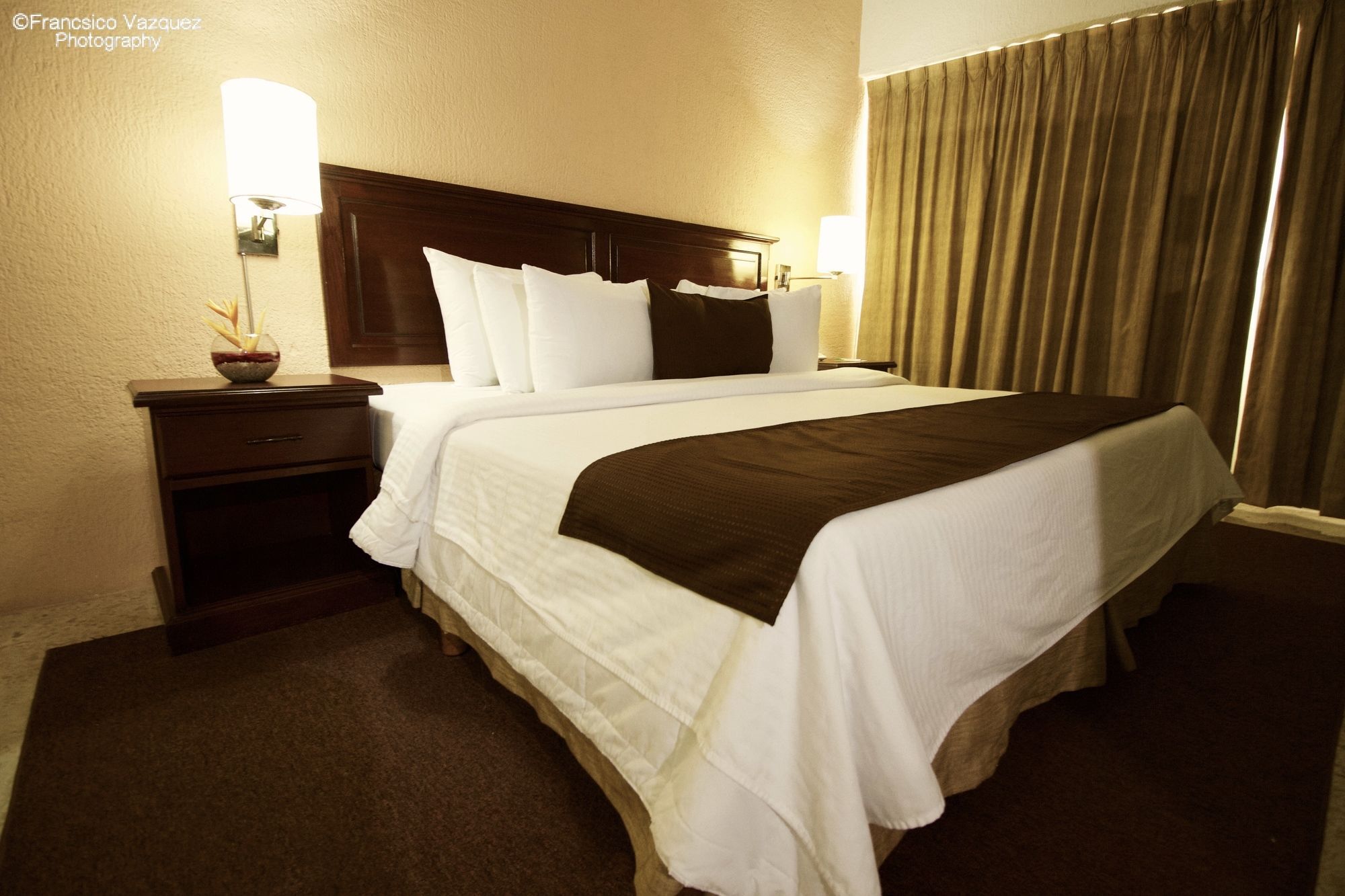 Hotel Kamico ทาปาชูลา ภายนอก รูปภาพ